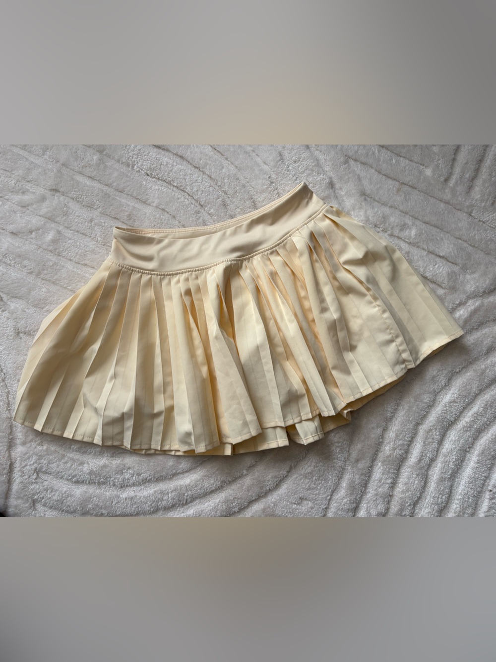 btween Cream Pleated Skater Mini Skirt